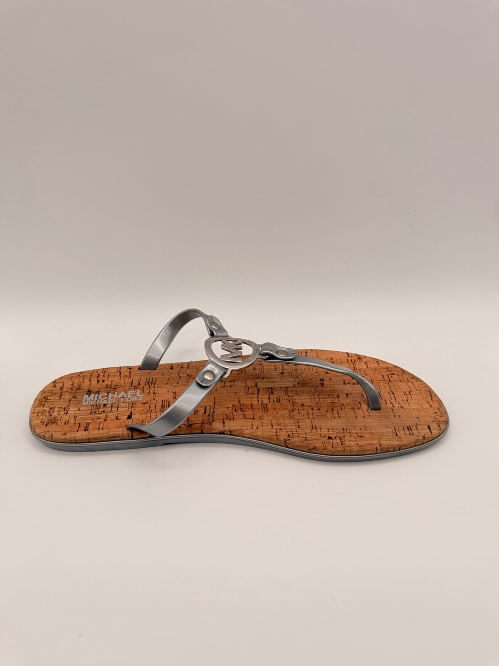 MICHAEL KORS MK Logo Cork Thong Sandals Silver Women’s Size  11 - Picture 7 of 9